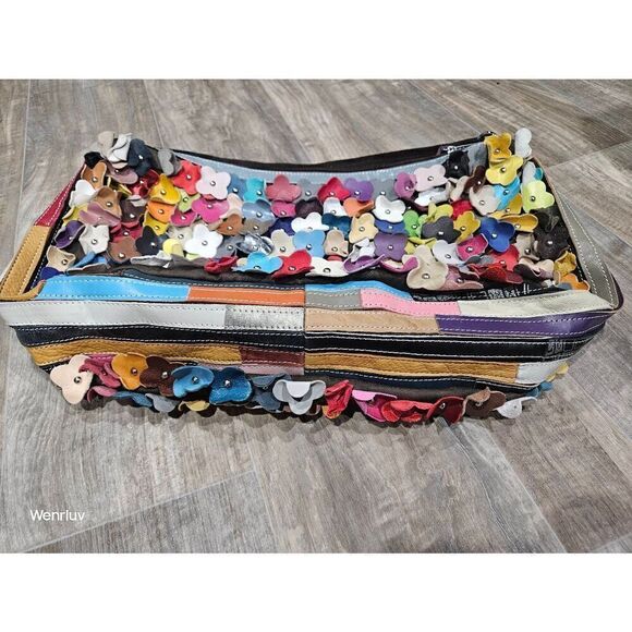 Leather Flower Petal Bohemian Hippie style purse - Picture 4 of 7